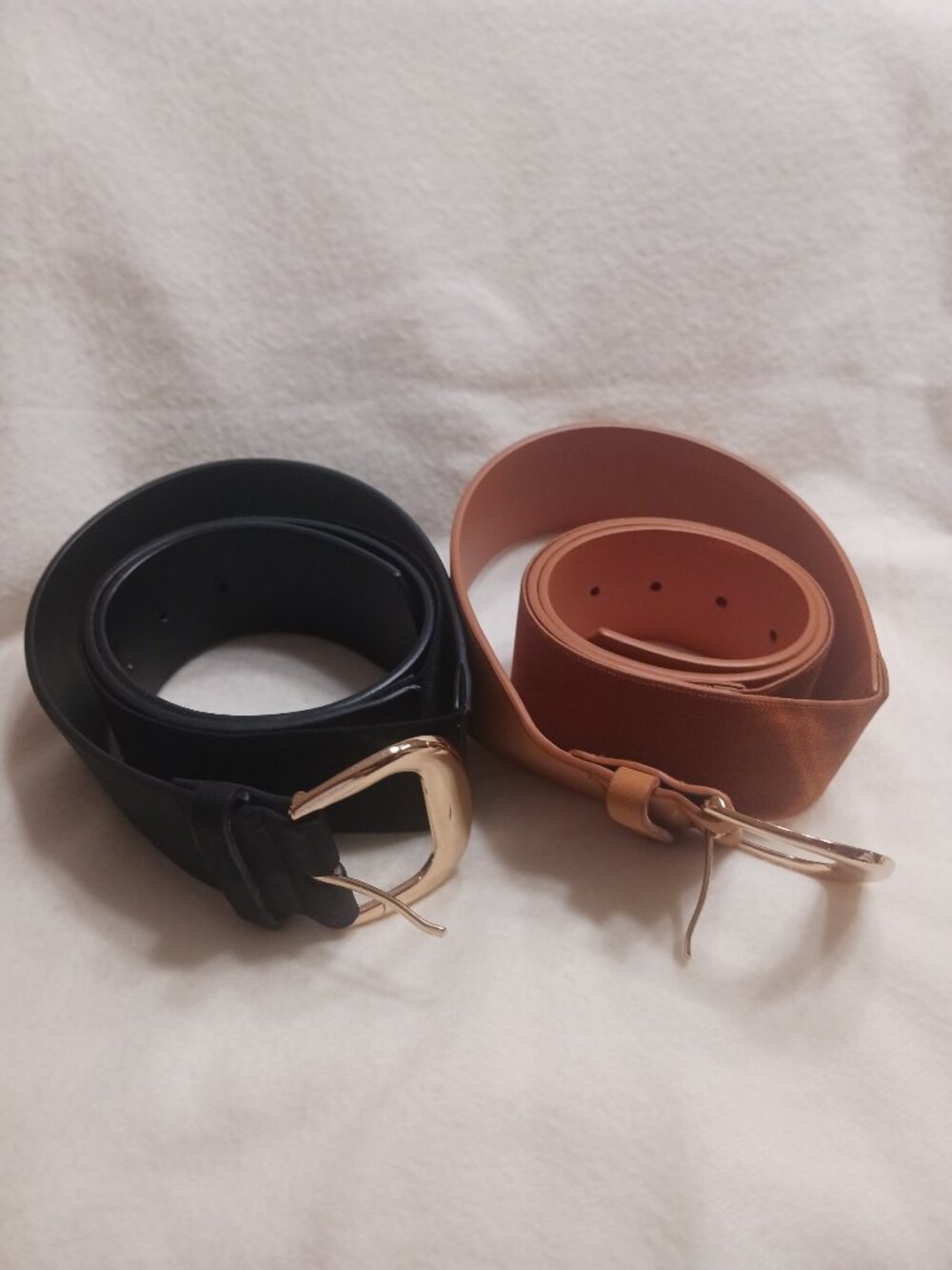 Two Excellent Condition Lane Bryant Leather Stretch Belts With Gold Tone Buckle